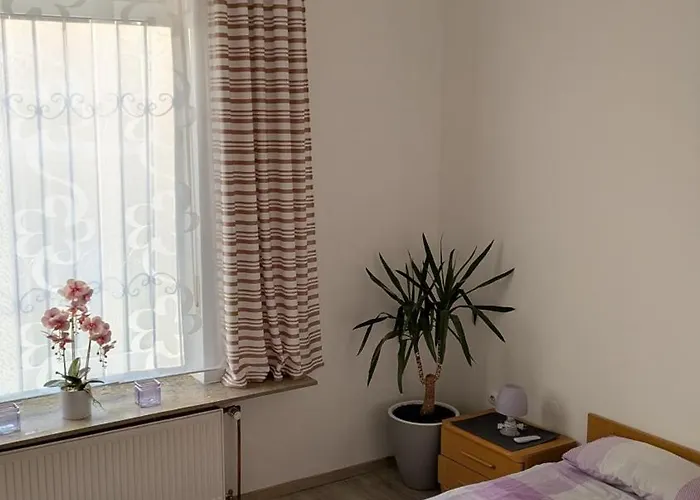 Lejlighed Moderne Altbauwohnung 80qm *